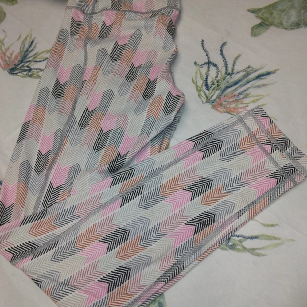 Chevron Patterned Women's Leggings